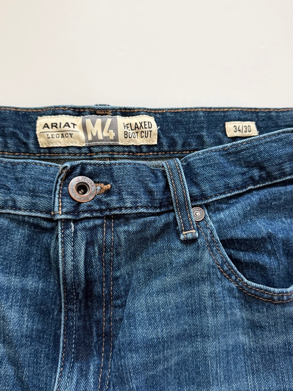 Ariat Men's Bootcut Jeans in Dark Blue Denim - Picture 4 of 8